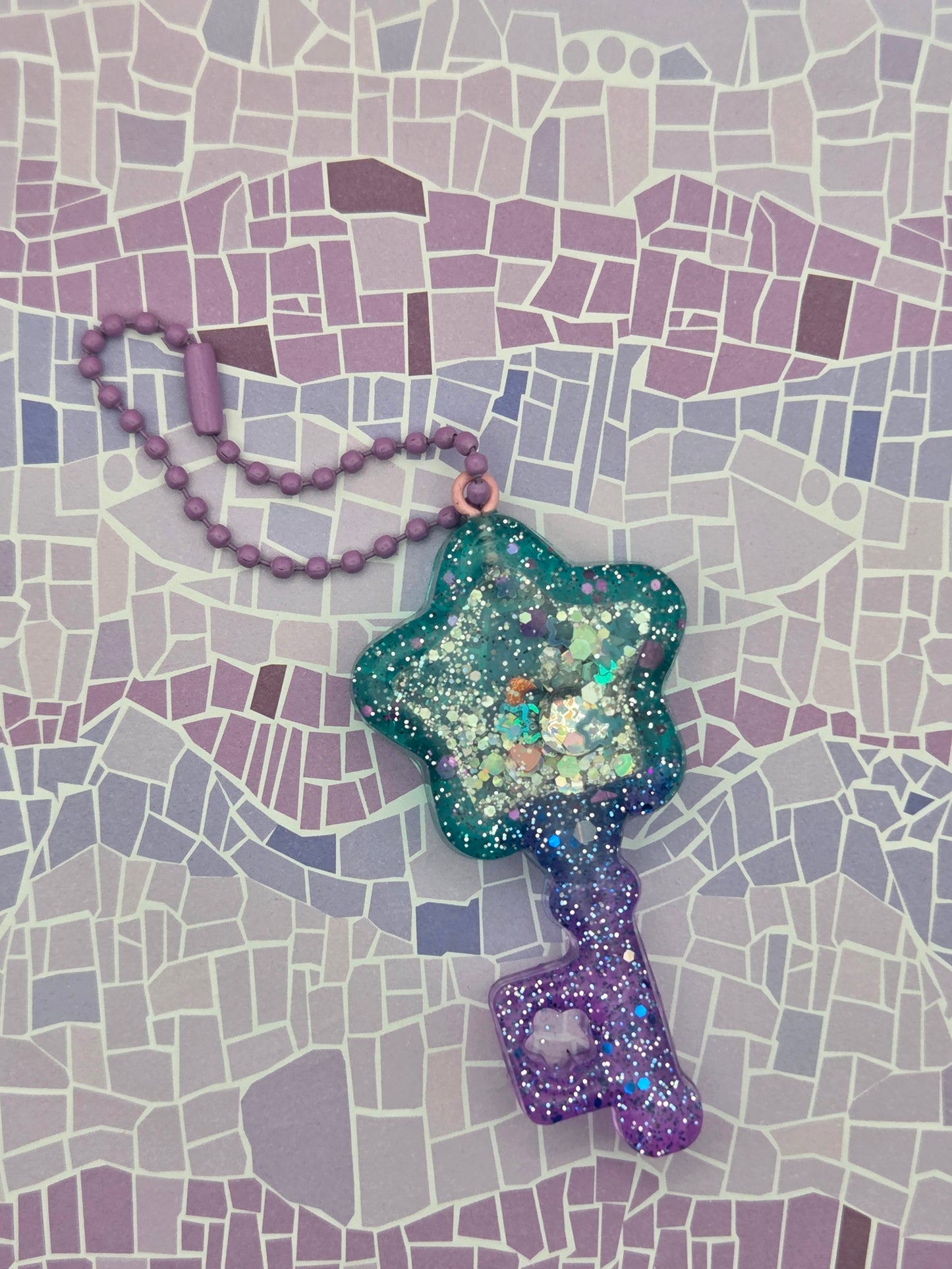 Cosmic Star Key Shaker – Celestial Charm for Sparkly Souls