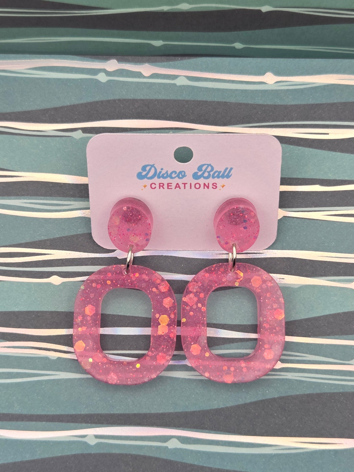Funky Pink Glitter Resin Hoop Earrings – Pretty in Pink (and a Whole Lot of Fun)