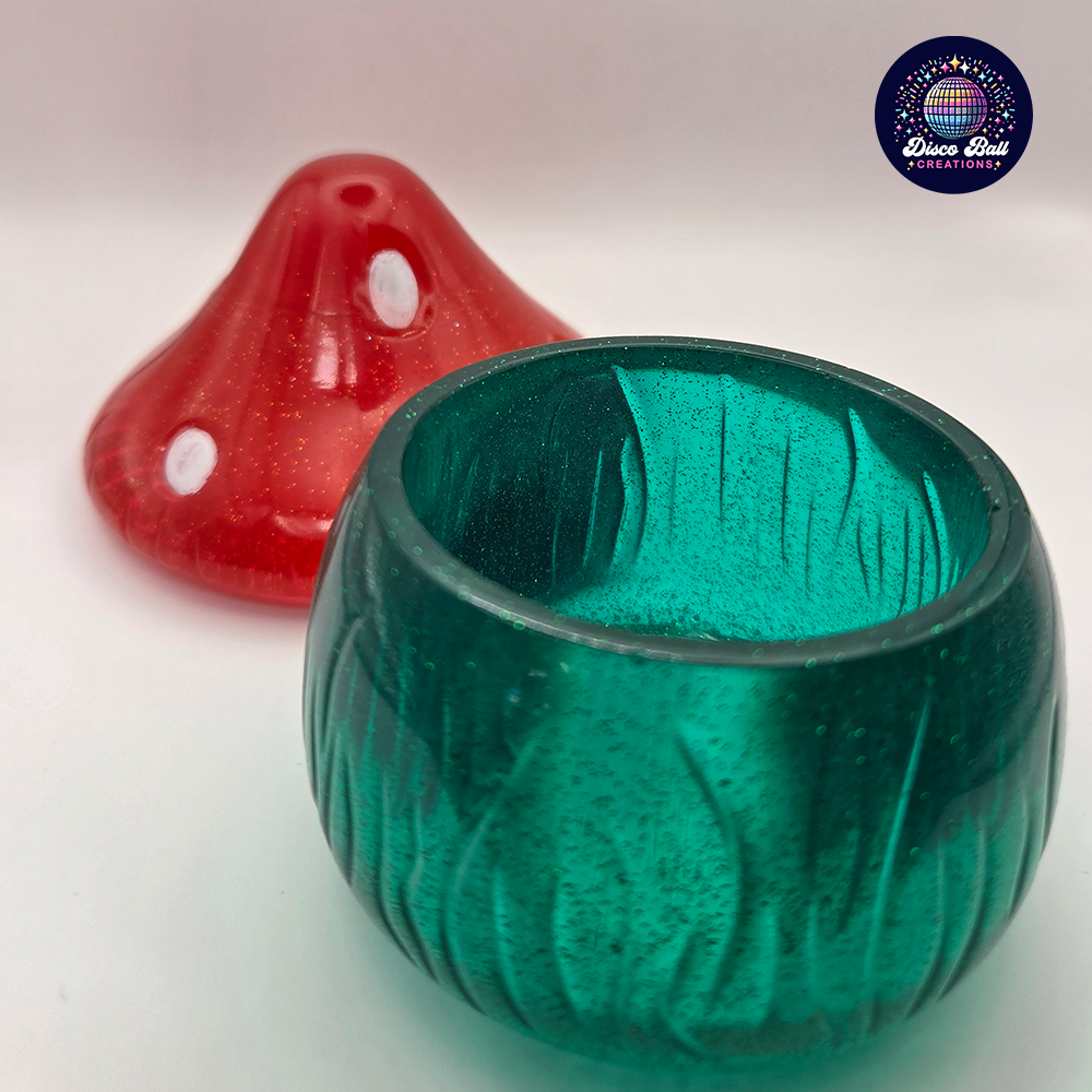 Enchanted Forest Toadstool Pot - Secret Stash Resin Box
