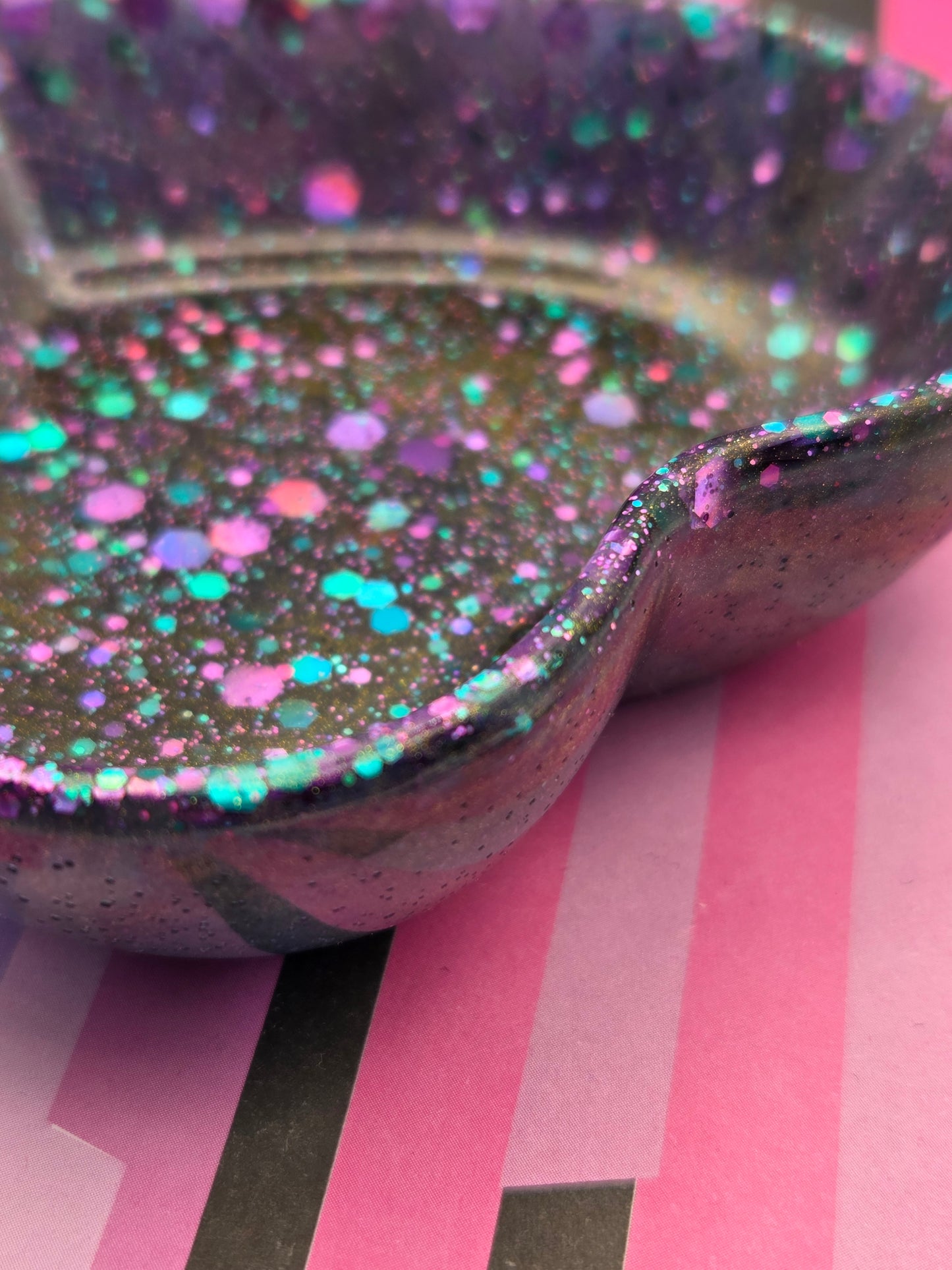 Sparkling Glitter Heart Resin Tray | Unique Trinket Dish | Handmade Home Decor Gift