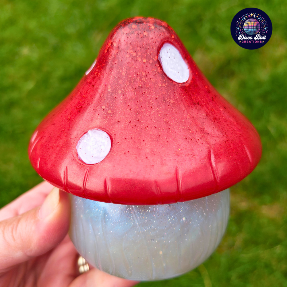 Enchanted Forest Toadstool Pot - Secret Stash Resin Box