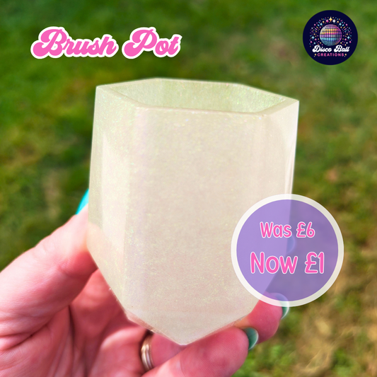 Clearance & Seconds Sale – Handmade Resin Pots, Trays & Dishes