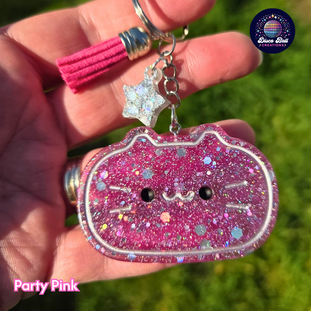 Sparkly Kawaii Cat Resin Keyring | Glitter Kitty Bag Charm | Kawaii Cat Keyrings | Glitter Keychains for Cat Lovers
