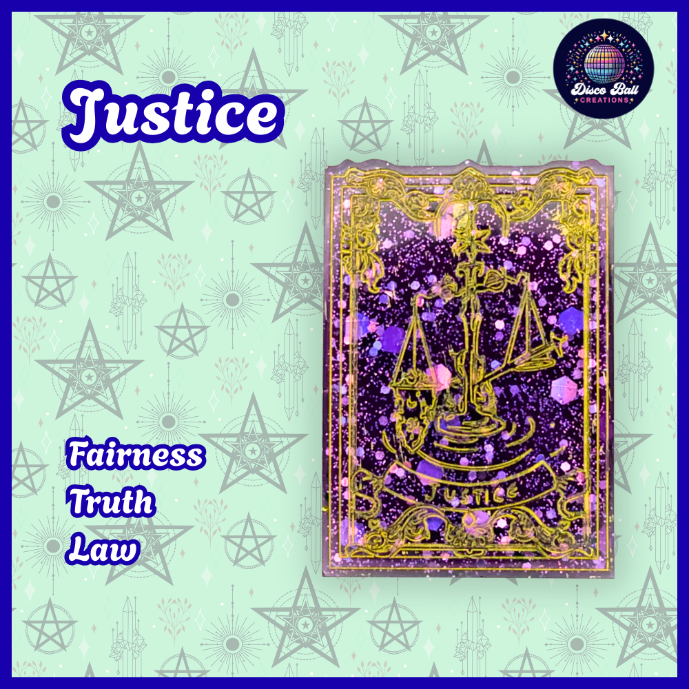 Handmade Resin Tarot Card Keyring - Celestial Charm - Witchy Gift, Spiritual Accessory, Purple & Gold Mystical Keychain