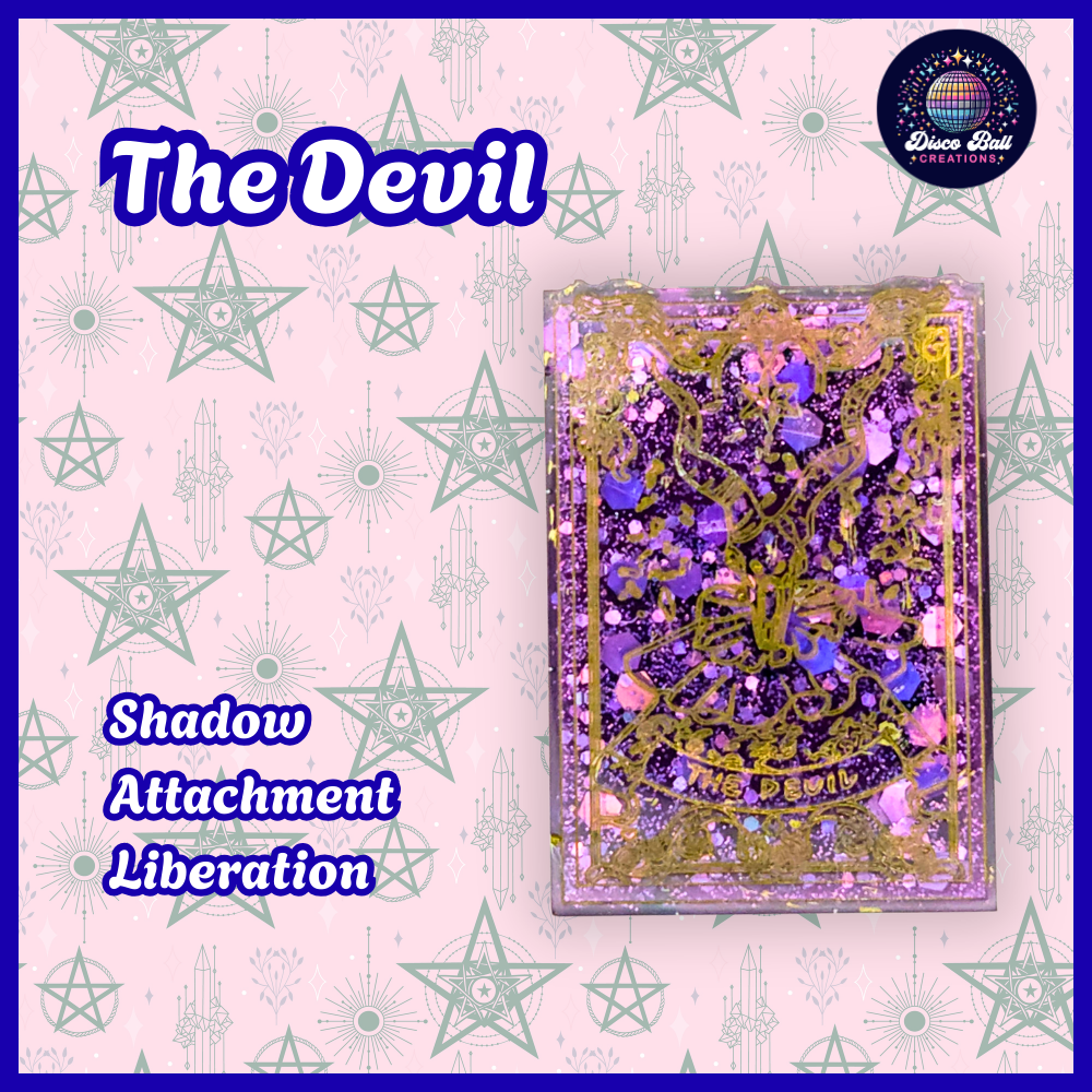 Handmade Resin Tarot Card Keyring - Celestial Charm - Witchy Gift, Spiritual Accessory, Purple & Gold Mystical Keychain