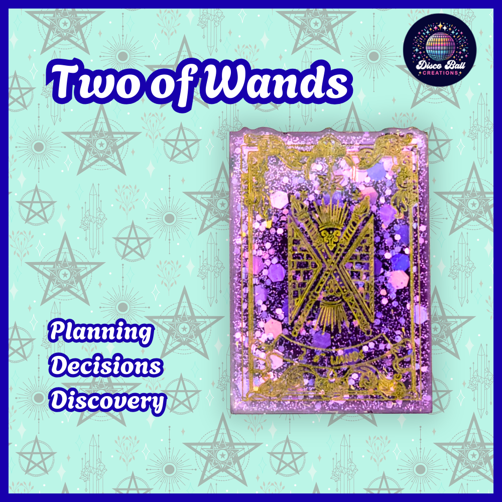 Handmade Resin Tarot Card Keyring - Celestial Charm - Witchy Gift, Spiritual Accessory, Purple & Gold Mystical Keychain