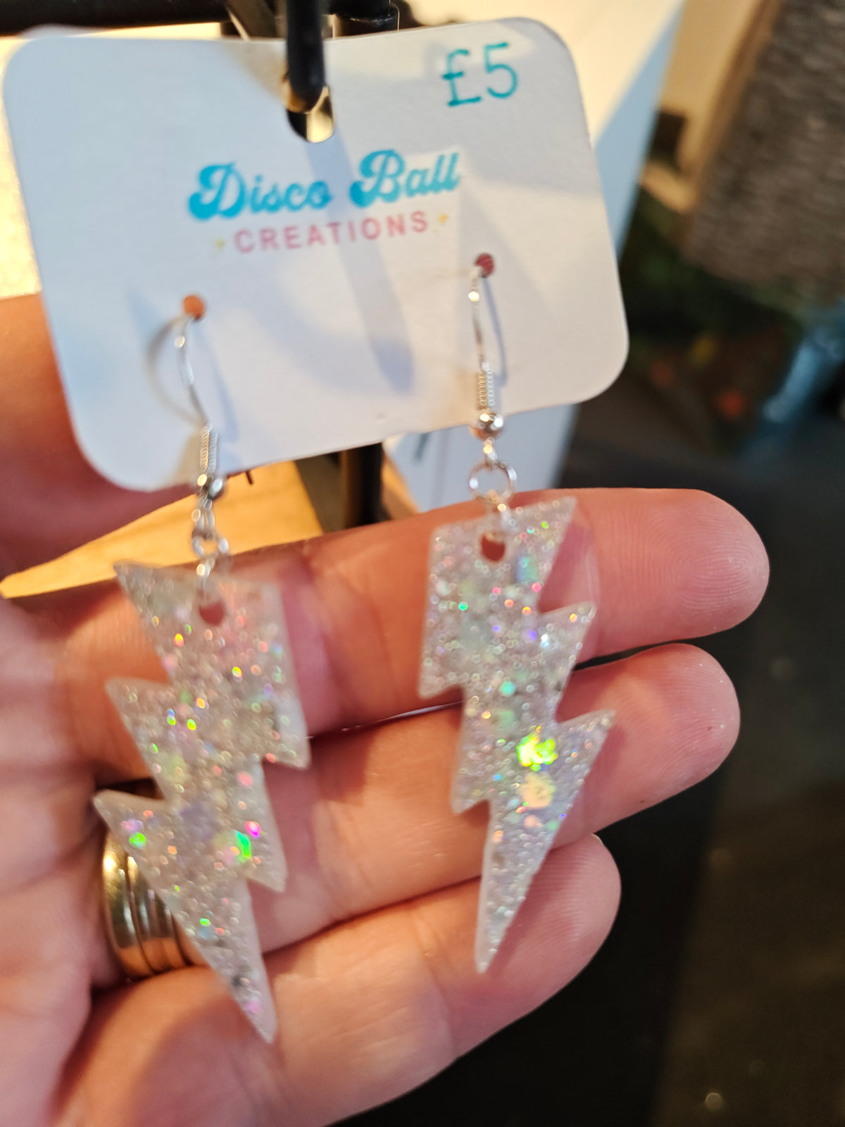 Lightning bolt earrins