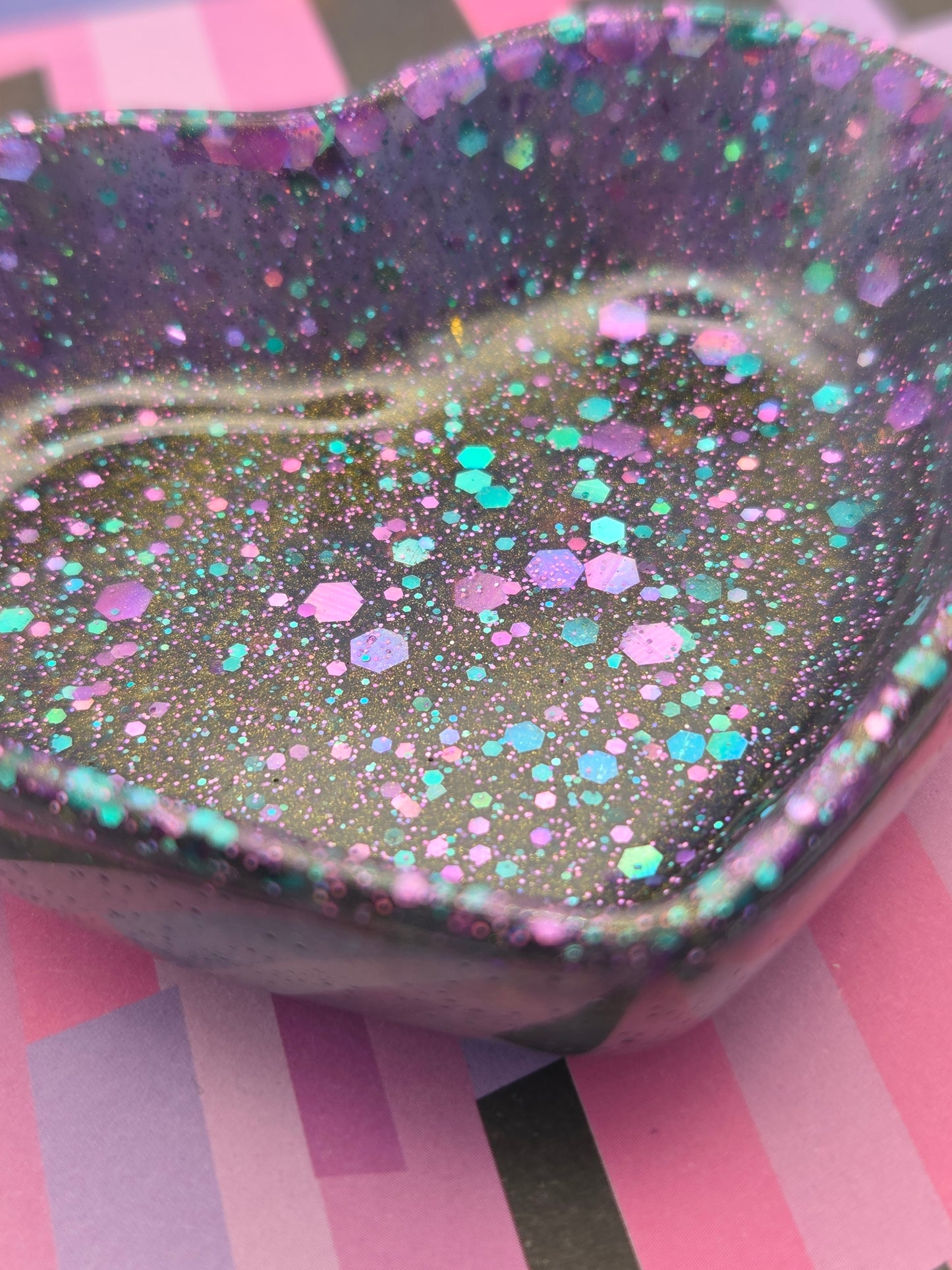 Sparkling Glitter Heart Resin Tray | Unique Trinket Dish | Handmade Home Decor Gift