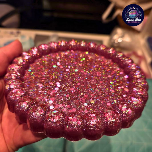 Sparkling Scalloped Resin Trinket Tray – Pink Glitter, custom colours